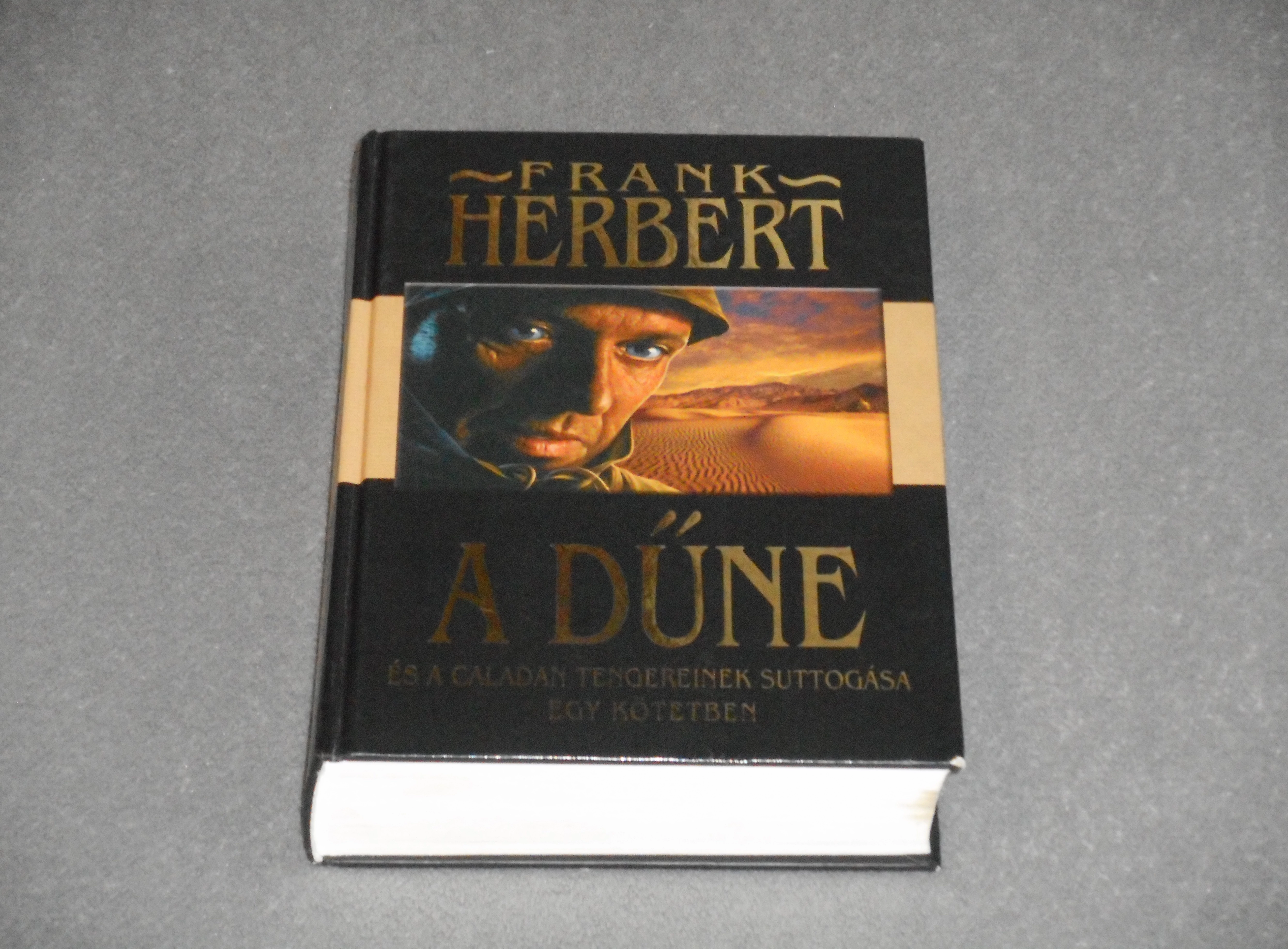 Frank Herbert - A Dűne és a Caladan tengereinek suttogása