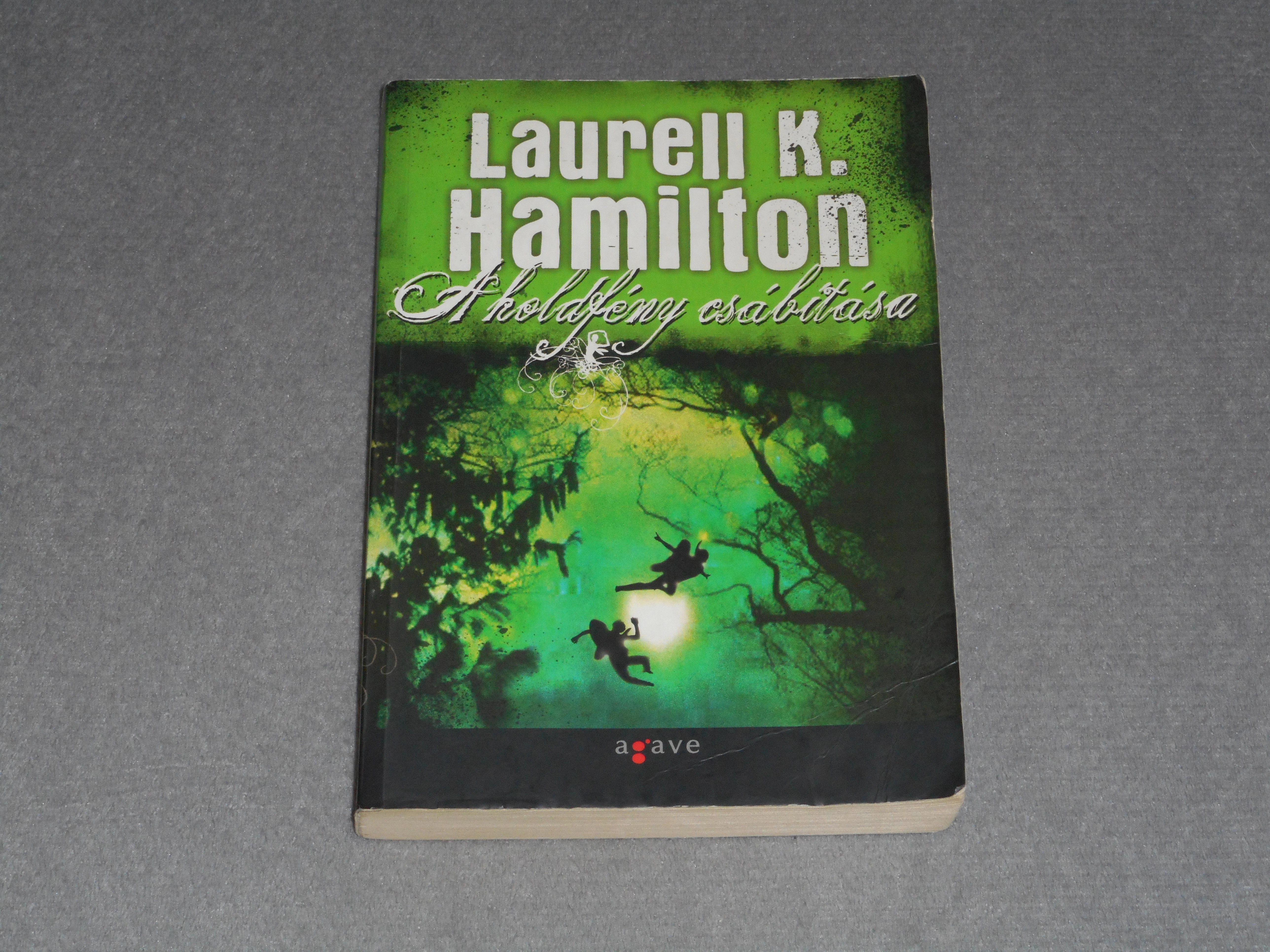 Laurell K. Hamilton - A holdfény csábítása (Merry Gentry 3.)
