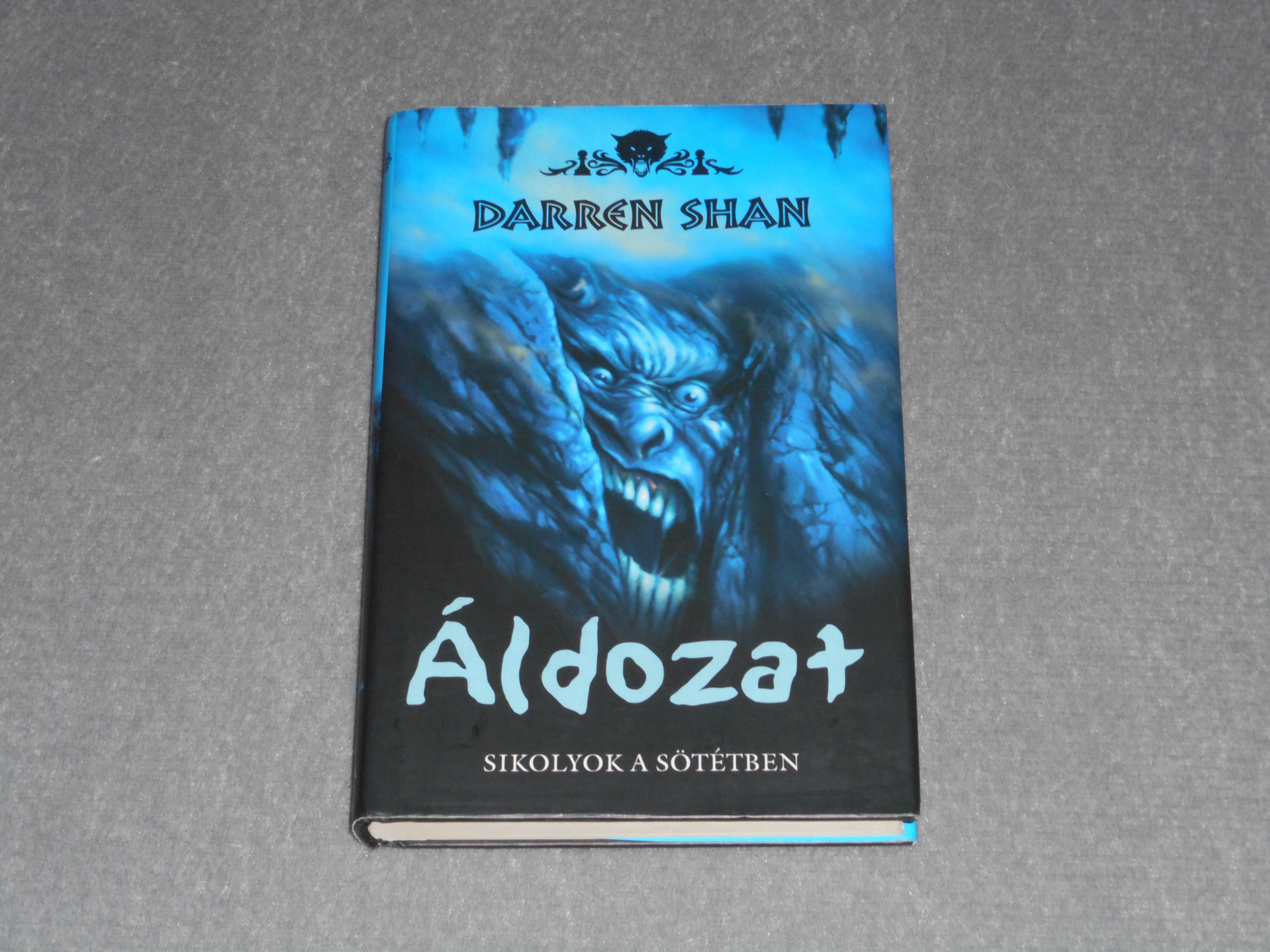 Darren Shan - Áldozat - Sikolyok a sötétben (Démonvilág 4.)