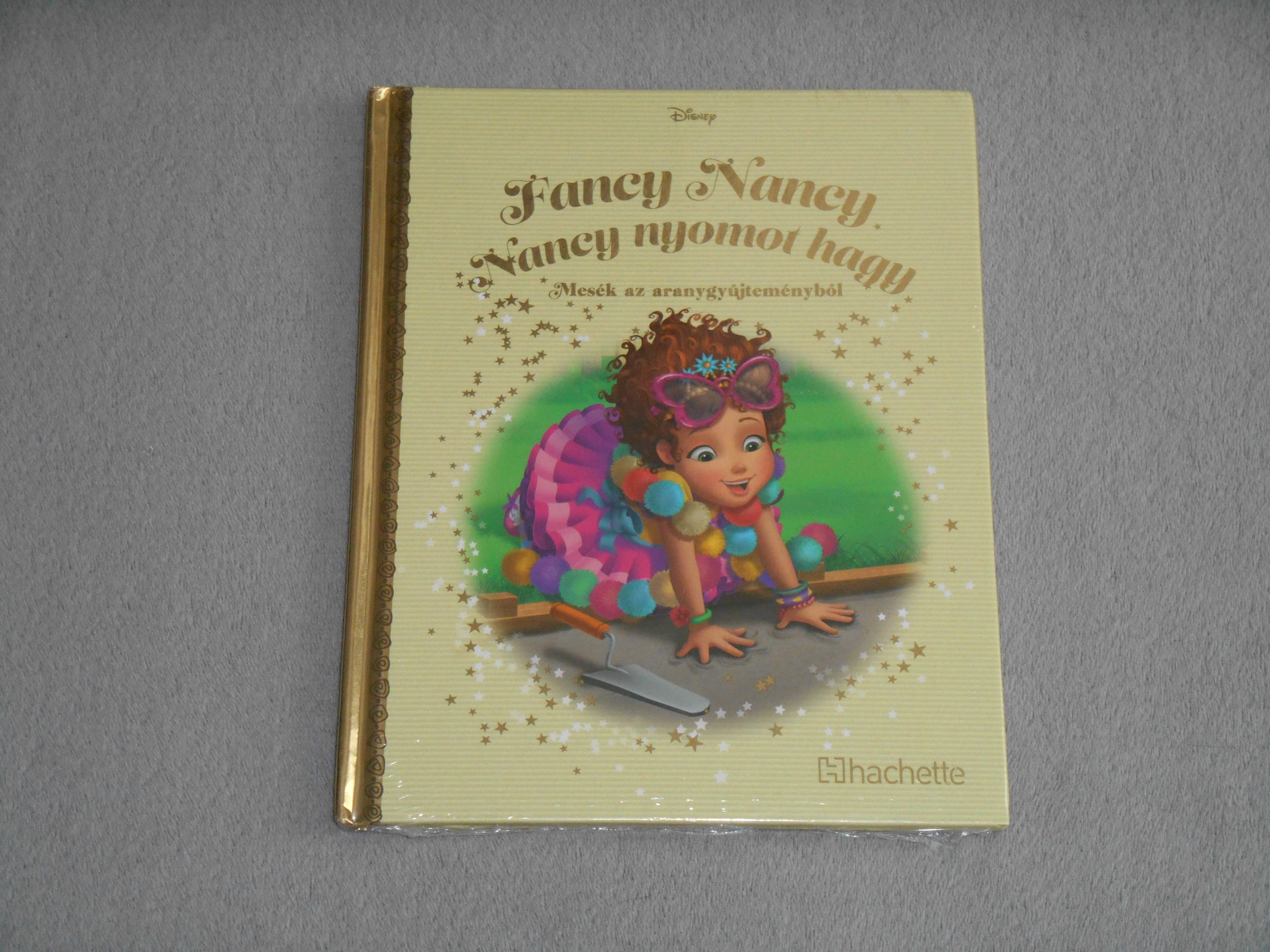 Fancy Nancy - Nancy nyomot hagy - Disney Mesék az aranygyűjteményből 152. - Arany gyűjtemény sorozat