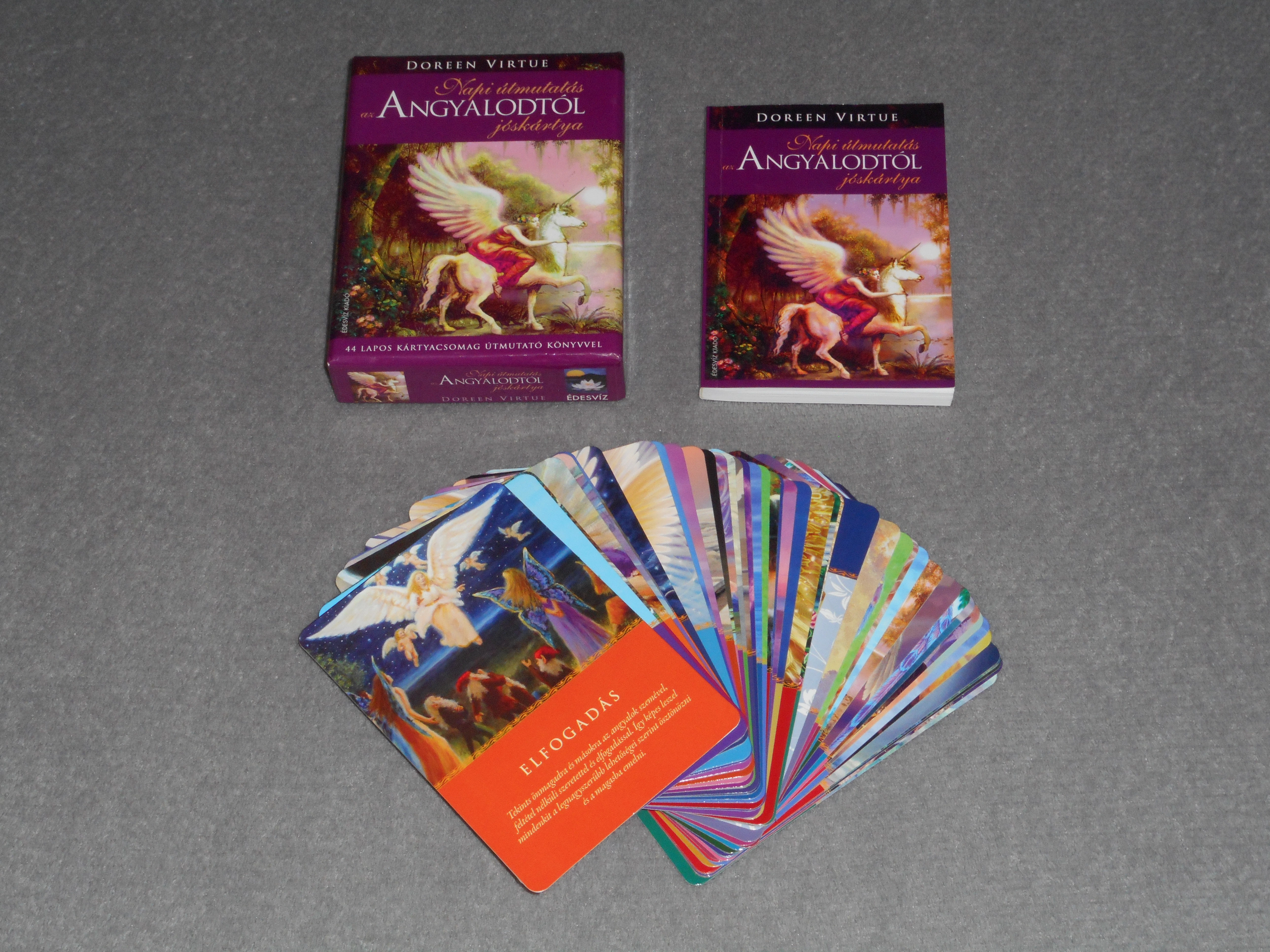 Doreen Virtue - Napi útmutatás az angyalodtól Jóskártya - 44 lapos kártyacsomag útmutató könyvvel